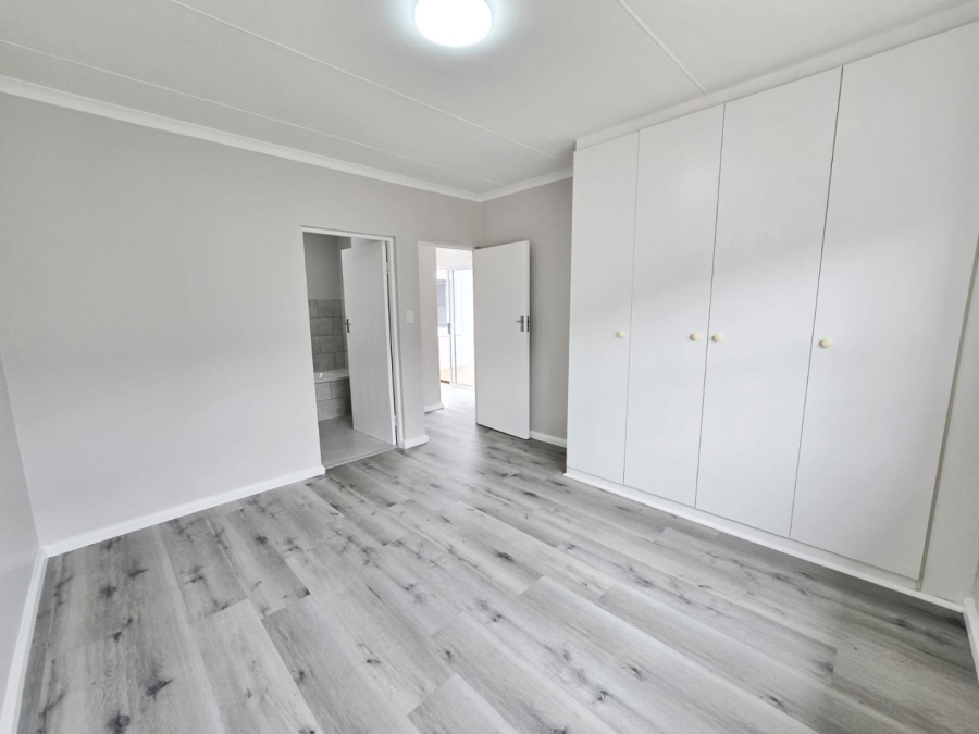 2 Bedroom Property for Sale in The Village Western Cape